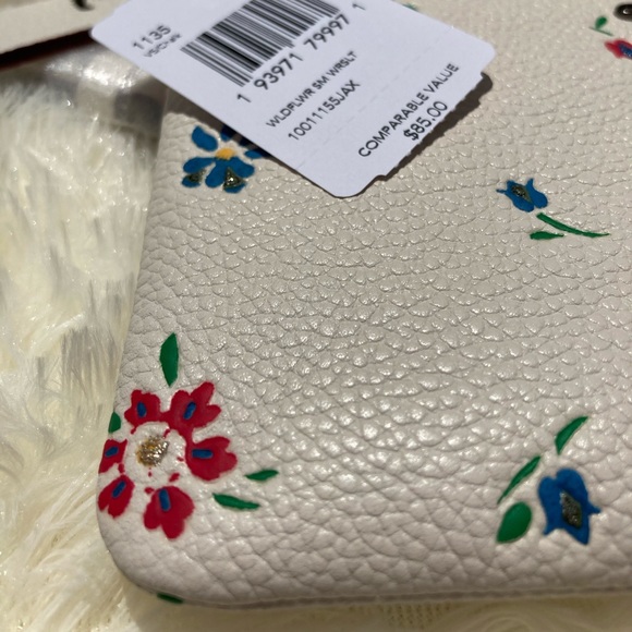Coach Wildflower Print Wristlet - Picture 10 of 11